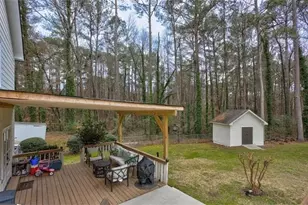 1201 Holly Hills Dr SW, Lilburn, GA 30047 - Photo 29