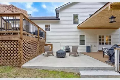 1201 Holly Hills Drive SW, Lilburn, GA 30047 - Photo 33