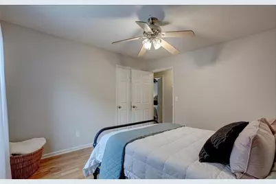 1201 Holly Hills Drive SW, Lilburn, GA 30047 - Photo 15