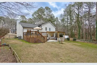 1201 Holly Hills Drive SW, Lilburn, GA 30047 - Photo 27