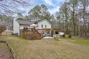 1201 Holly Hills Dr SW, Lilburn, GA 30047 - Photo 27