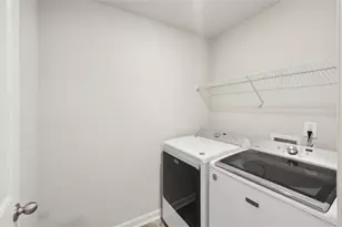 6637 Bluffview Dr, Douglasville, GA 30134 - Photo 13