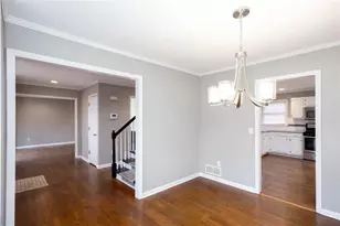 1066 Foreststone Way SW, Marietta, GA 30064 - Photo 5