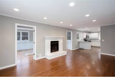 1066 Foreststone Way SW, Marietta, GA 30064 - Photo 11