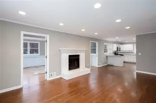 1066 Foreststone Way SW, Marietta, GA 30064 - Photo 11