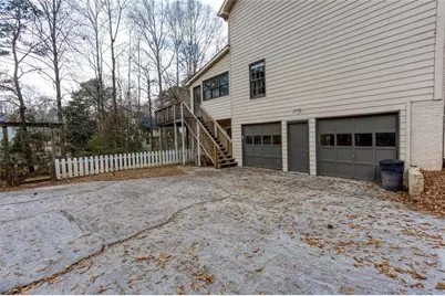 1066 Foreststone Way SW, Marietta, GA 30064 - Photo 49