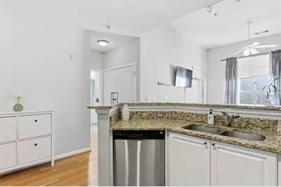 10 Perimeter Summit Boulevard NE #2410, Atlanta, GA 30319 - Photo 9