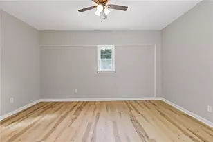 237 Sandra Dr NW, Lilburn, GA 30047 - Photo 17