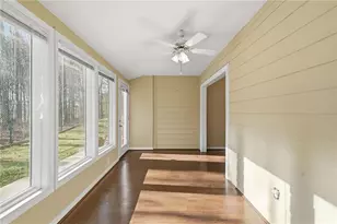 3013 Bentley Park Cir, Gainesville, GA 30504 - Photo 15