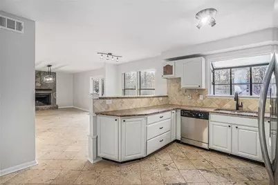 1655 Links Overlook, Stone Mountain, GA 30088 - Photo 13