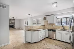 1655 Links Overlook, Stone Mountain, GA 30088 - Photo 13