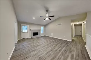 647 Sunshine Trce NW, Acworth, GA 30102 - Photo 3