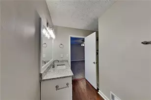 647 Sunshine Trce NW, Acworth, GA 30102 - Photo 13