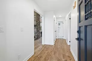 4225 Twin Rivers Dr, Gainesville, GA 30504 - Photo 9