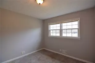 692 Davis Rd, Lawrenceville, GA 30046 - Photo 17