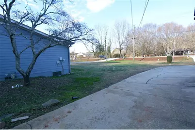 692 Davis Road, Lawrenceville, GA 30046 - Photo 33