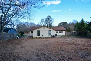 692 Davis Rd, Lawrenceville, GA 30046 - Photo 31