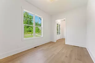 9135 Greenway Ct, Gainesville, GA 30506 - Photo 5