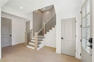 2285 Park Walke Dr, Alpharetta, GA 30009 - Photo 7