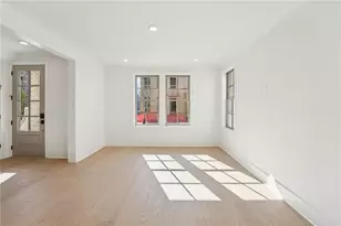 2285 Park Walke Dr, Alpharetta, GA 30009 - Photo 11