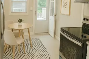 1179 Lynmoor Dr NE, Brookhaven, GA 30319 - Photo 9