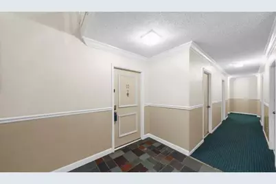 6851 Roswell Road #I15, Atlanta, GA 30328 - Photo 11