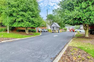 6851 Roswell Rd, Atlanta, GA 30328 - Photo 9