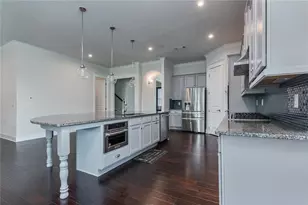 601 Longleaf Way, Canton, GA 30114 - Photo 3