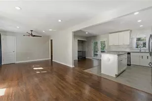 1426 Thunderwood Ln SW, Mableton, GA 30126 - Photo 7