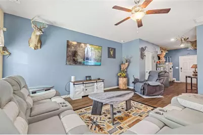 306 Seasons Valley, Pendergrass, GA 30567 - Photo 9