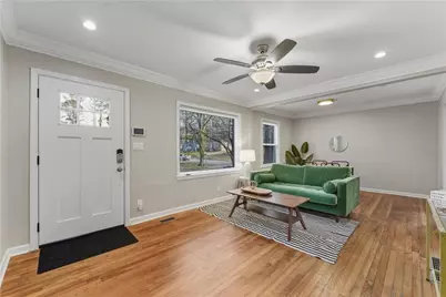 3018 Wanda Circle SW, Atlanta, GA 30315 - Photo 3