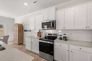 126 Hughes Pl Dr, Dawsonville, GA 30534 - Photo 7