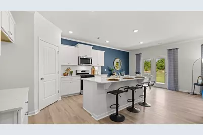 1046 Lost Creek Parkway, Dallas, GA 30132 - Photo 5