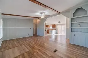 393 W Freeman St, Maysville, GA 30558 - Photo 11