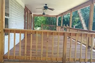 393 W Freeman St, Maysville, GA 30558 - Photo 3