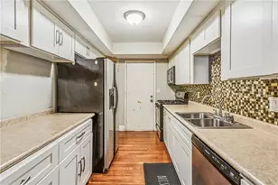 6851 Roswell Rd, Atlanta, GA 30328 - Photo 11