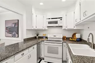 15 Prescott Walk NE, Atlanta, GA 30307 - Photo 9