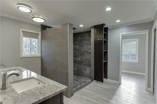 6095 Blackberry Ln, Buford, GA 30518 - Photo 29