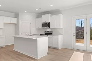 122 Hughes Pl Dr, Dawsonville, GA 30534 - Photo 5