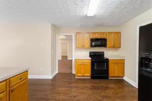 212 Hedgewood Dr, Hampton, GA 30228 - Photo 15