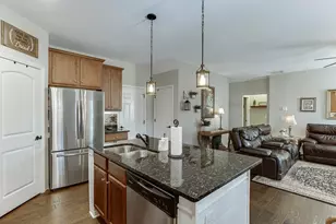 111 Gunier Cir, Dawsonville, GA 30534 - Photo 15