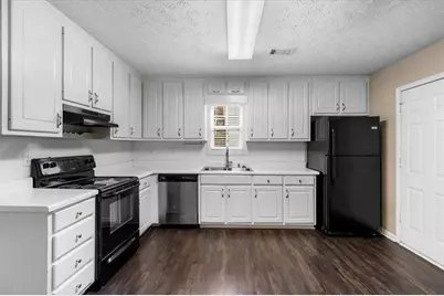 311 Crosswalk Drive, Auburn, GA 30011 - Photo 11