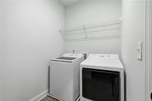 937 Willingham Dr, Hapeville, GA 30354 - Photo 29