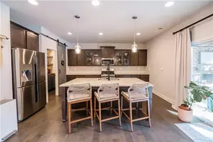 1153 Ida Woods Ln, Lawrenceville, GA 30045 - Photo 9