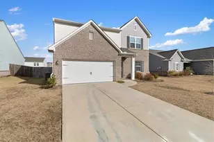 4394 Kendrick Cir, Loganville, GA 30052 - Photo 3