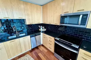 3324 Peachtree Rd NE, Atlanta, GA 30326 - Photo 11