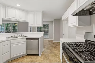 5035 Wesleyan Drive, Woodstock, GA 30189 - Photo 9