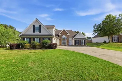 84 Pebble Creek Drive, Newnan, GA 30265 - Photo 1