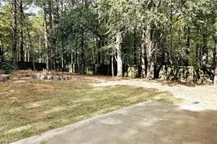 115 Bond Dr, Ellenwood, GA 30294 - Photo 17