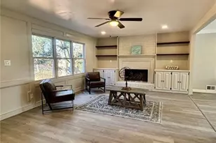 423 Orchards Walk, Stone Mountain, GA 30087 - Photo 15